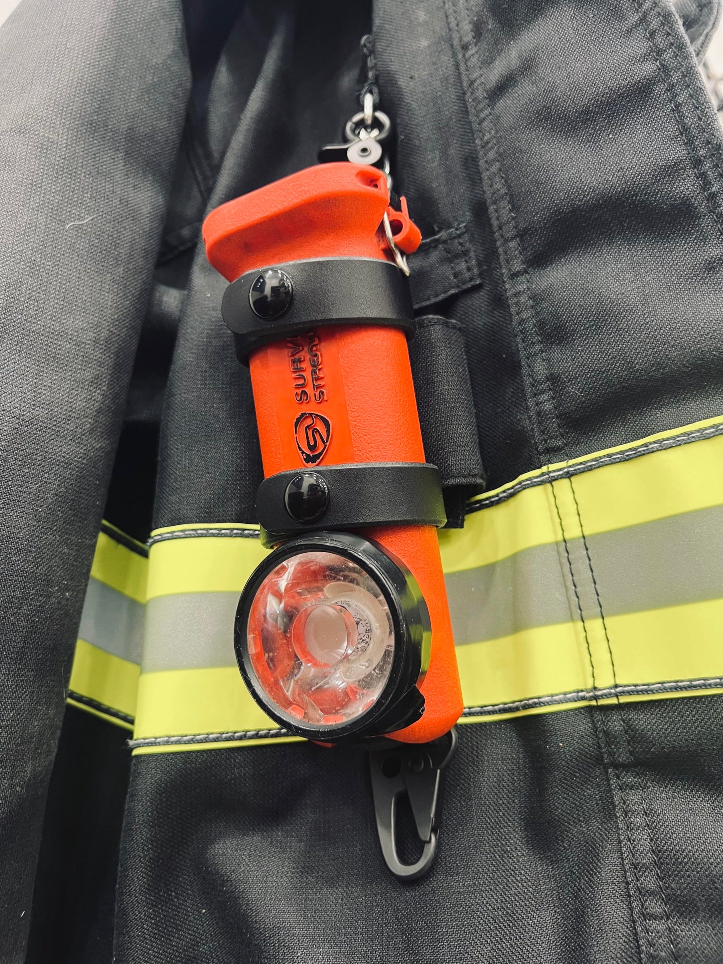 Inverted Flashlight Holder